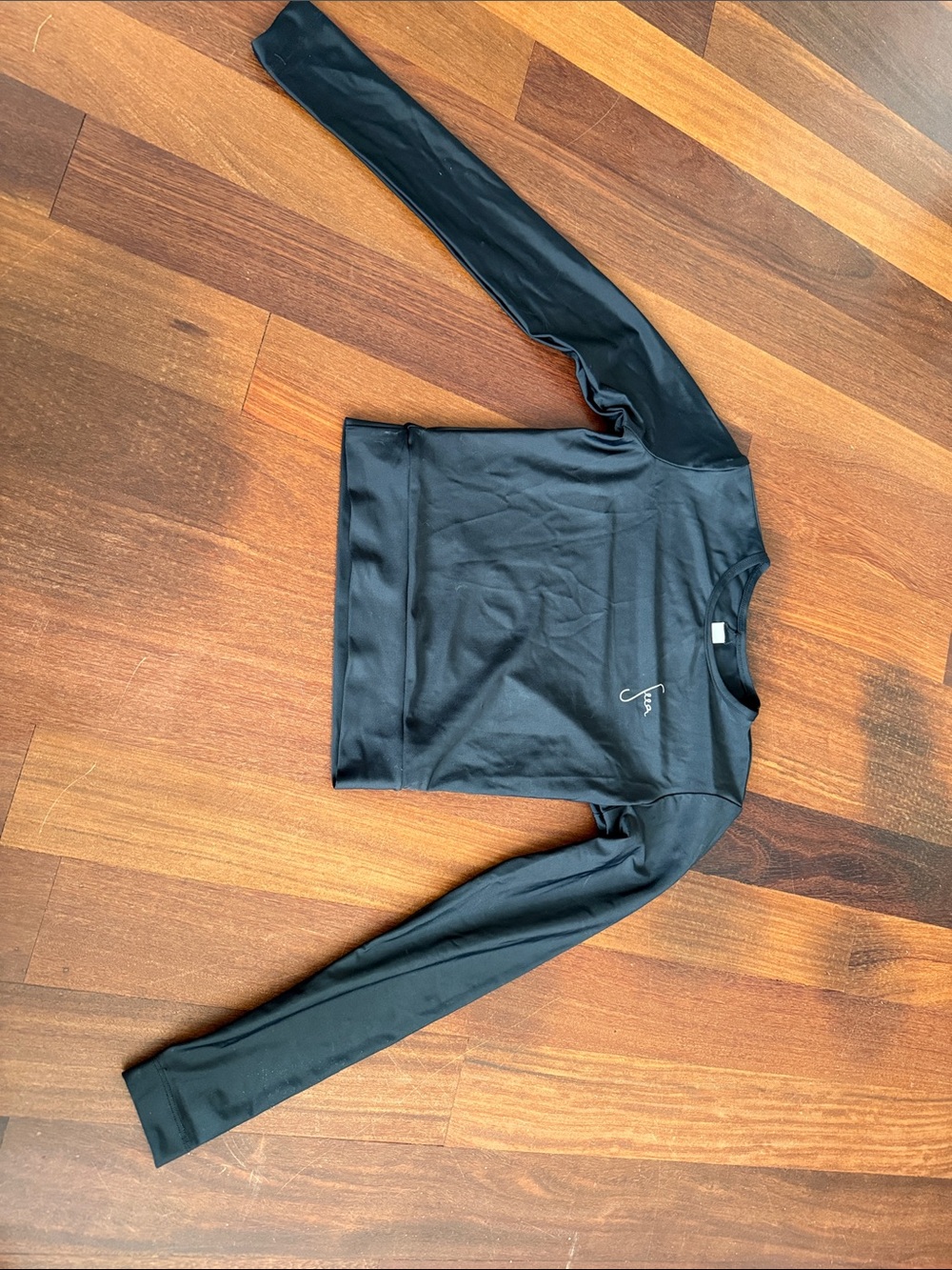 Seea Black Long Sleeve Cropped Swim Top